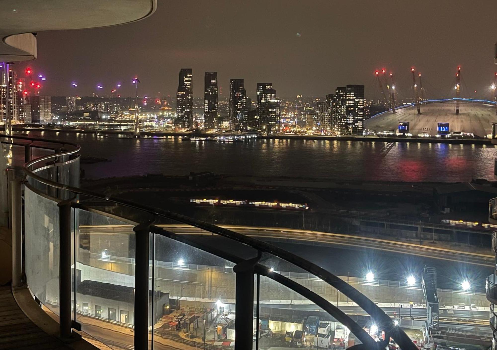 Luxury 1 Bedroom Apartment In Londen Buitenkant foto