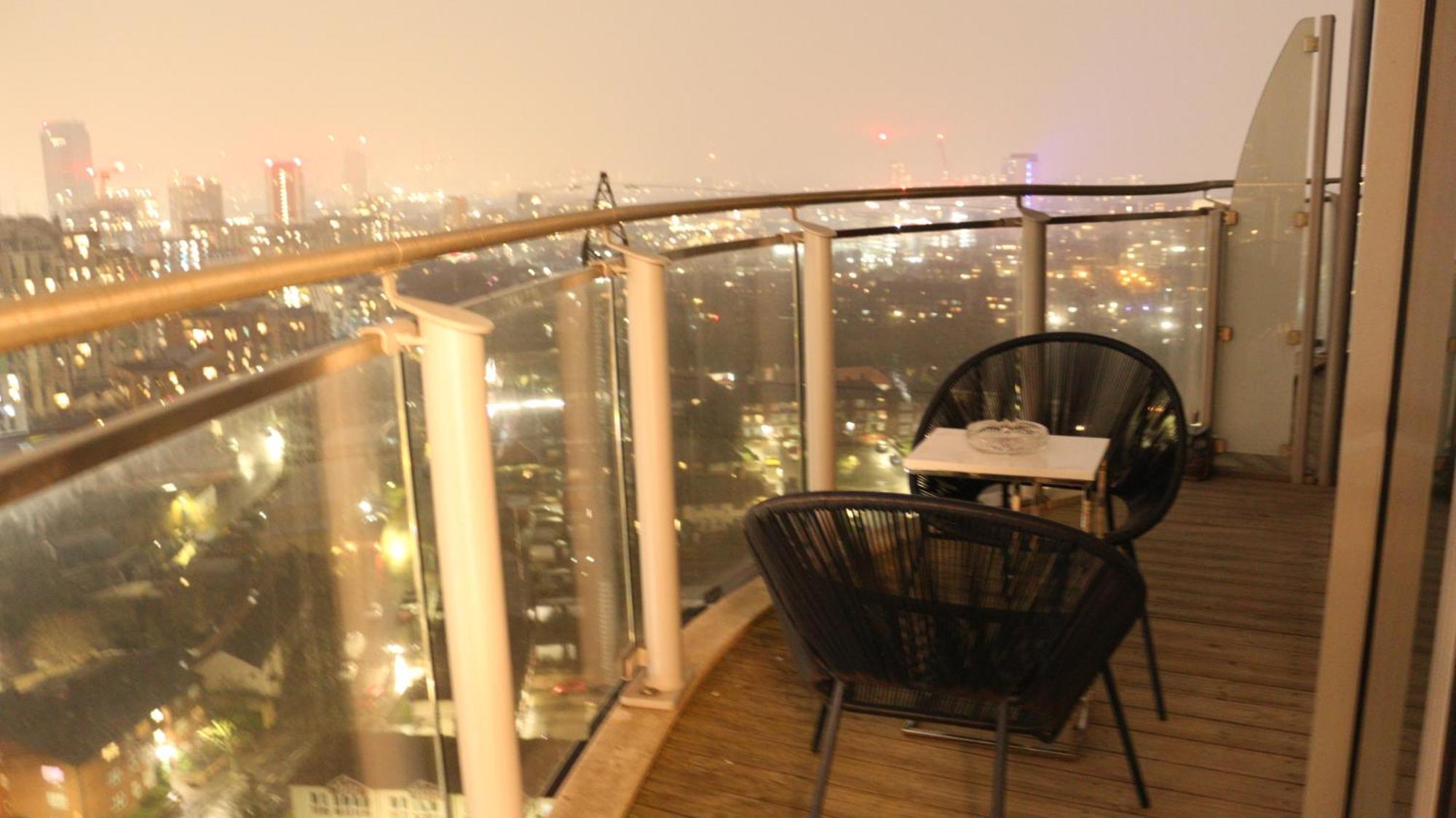 Luxury 1 Bedroom Apartment In Londen Buitenkant foto